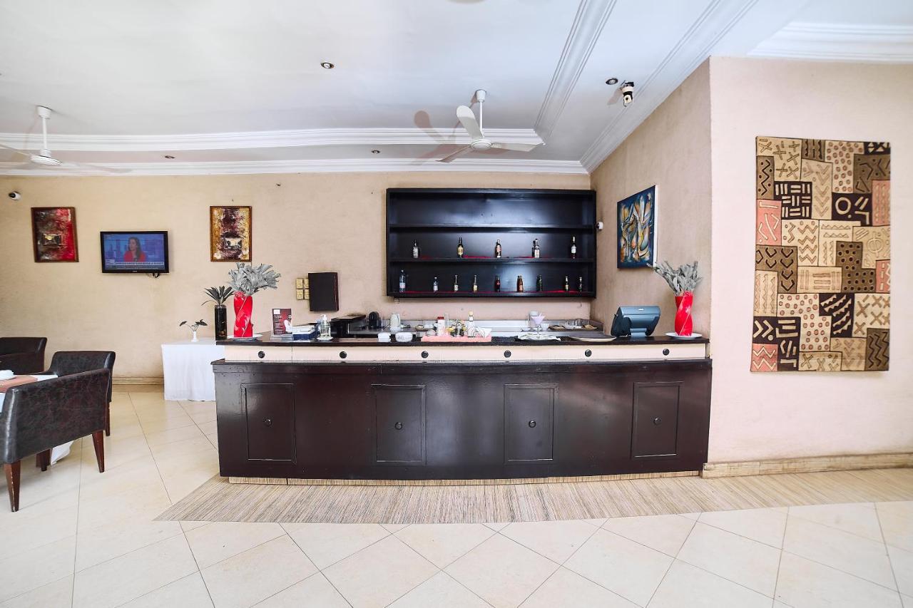Dunia Hotel Bamako Centre Exterior photo